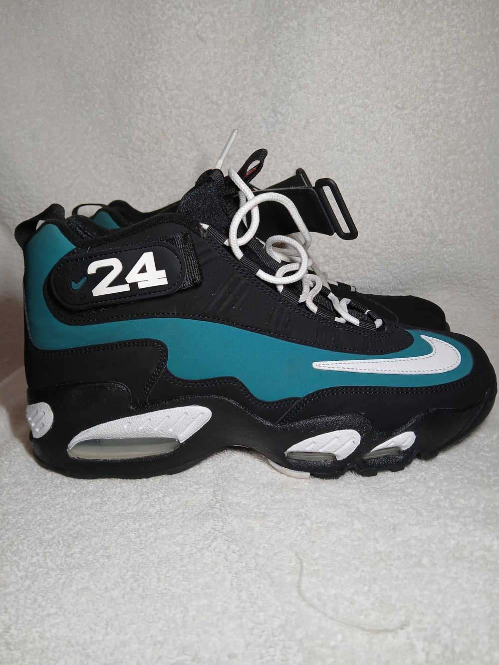 Nike Air Griffey Max 1 Black Teal White 24. Size 9.5